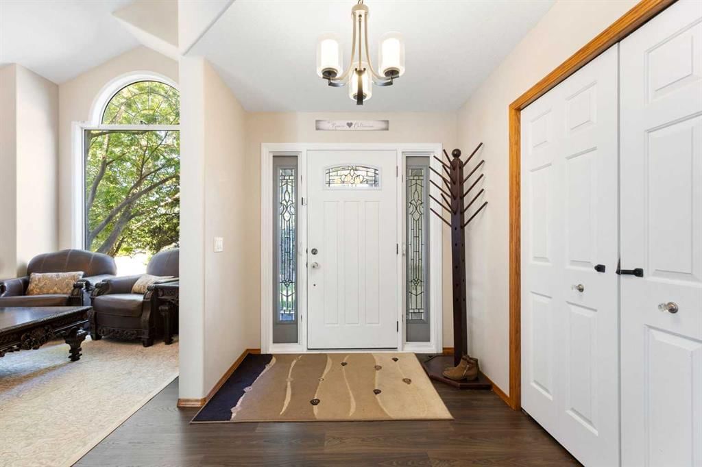 51 Mckenzie Lake Crescent SE, Calgary — photo 3 of 50