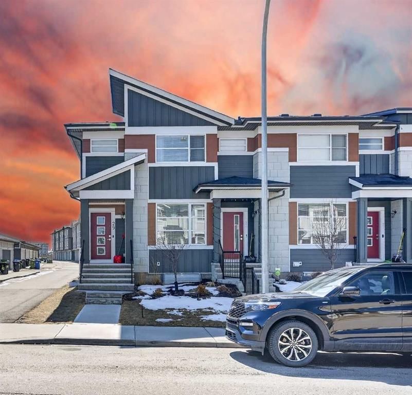 29 Skyview Parade NE, Calgary — photo 2 of 32