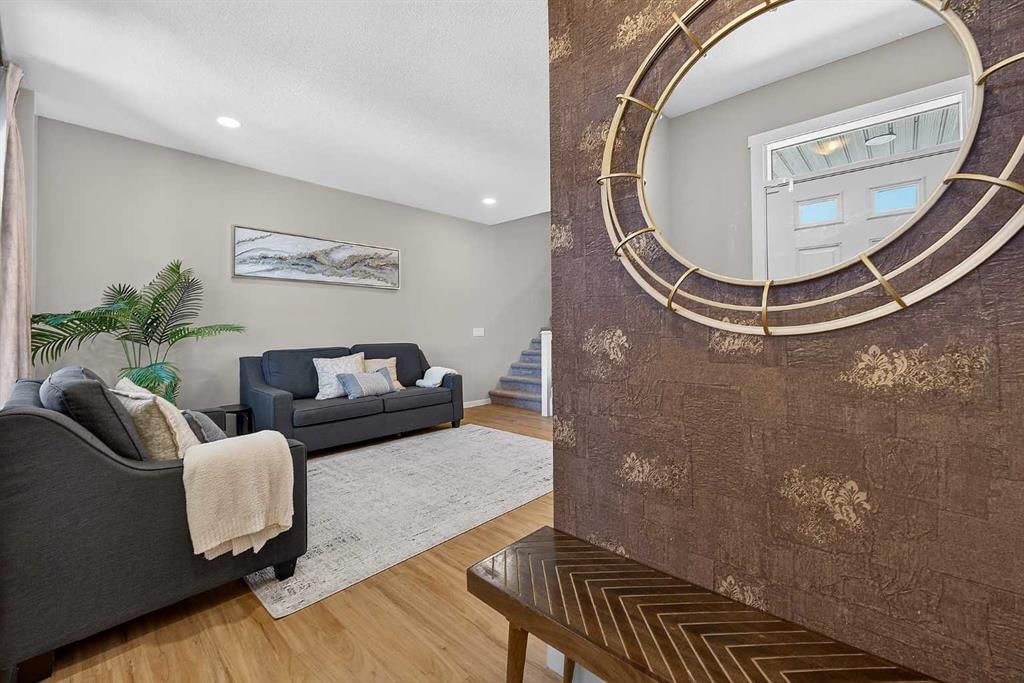 1120 Legacy Circle SE, Calgary — photo 5 of 48