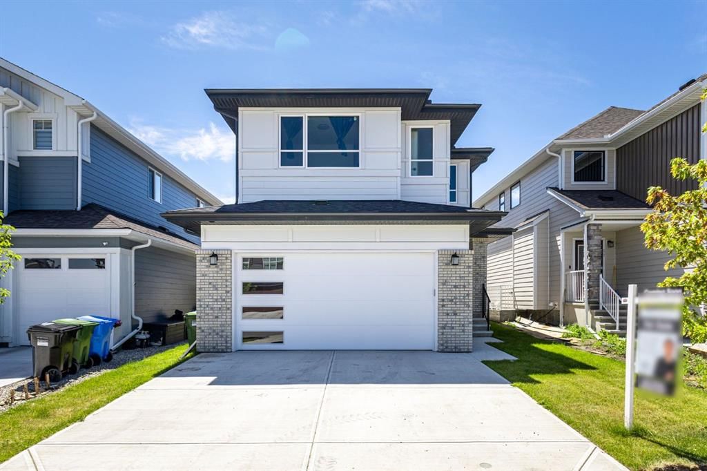 53 Versant Point SW, Calgary — main listing photo