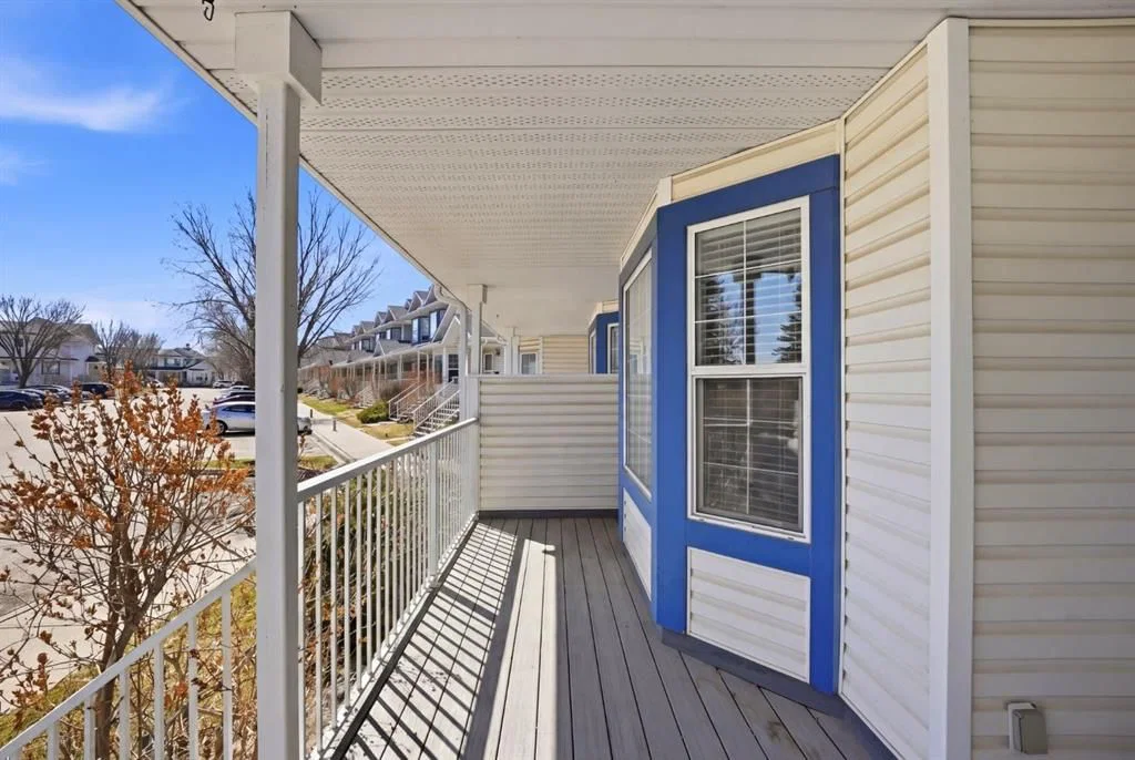 58 Martin Crossing Court NE, Calgary — photo 3 of 42