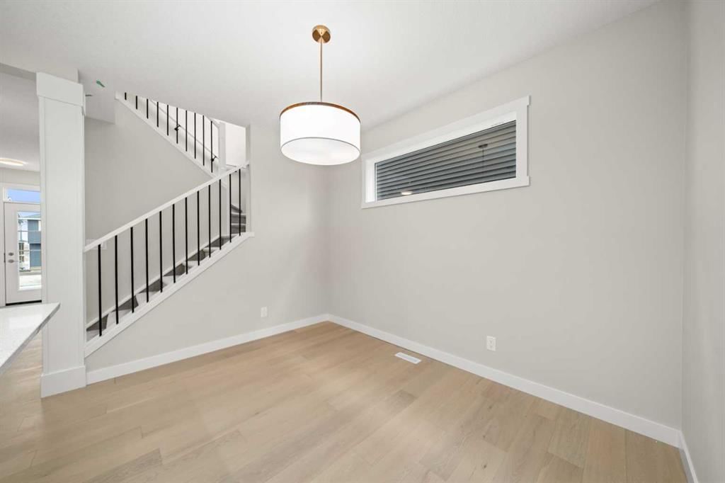 102 Sora Gardens SE, Calgary — photo 5 of 11