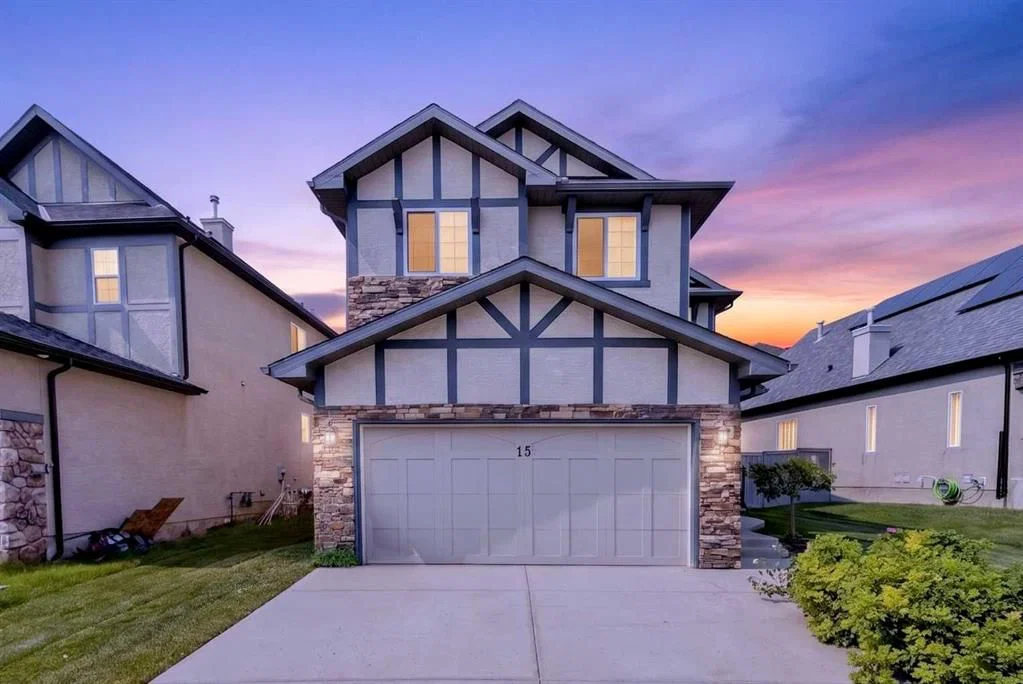 15 Sherwood Common NW, Calgary — photo 2 of 48