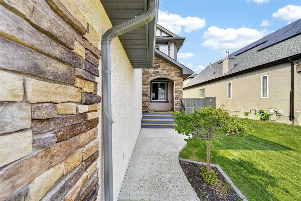15 Sherwood Common NW, Calgary — photo 4 of 48