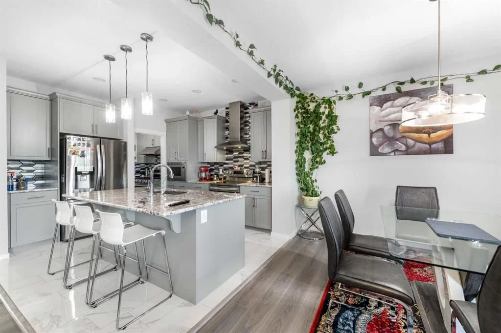 983 Corner Meadows Way NE, Calgary — photo 3 of 46