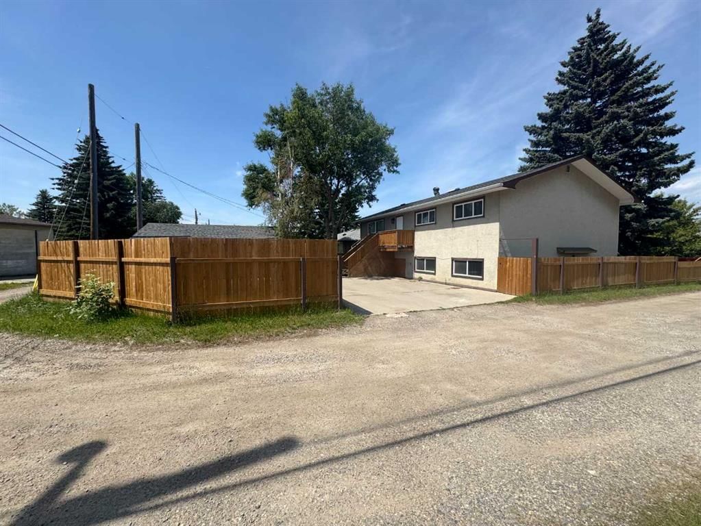 3429 19 Avenue SE, Calgary — photo 3 of 46