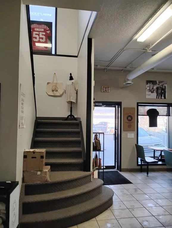 75 Skyline Crescent NE, Calgary — photo 5 of 16
