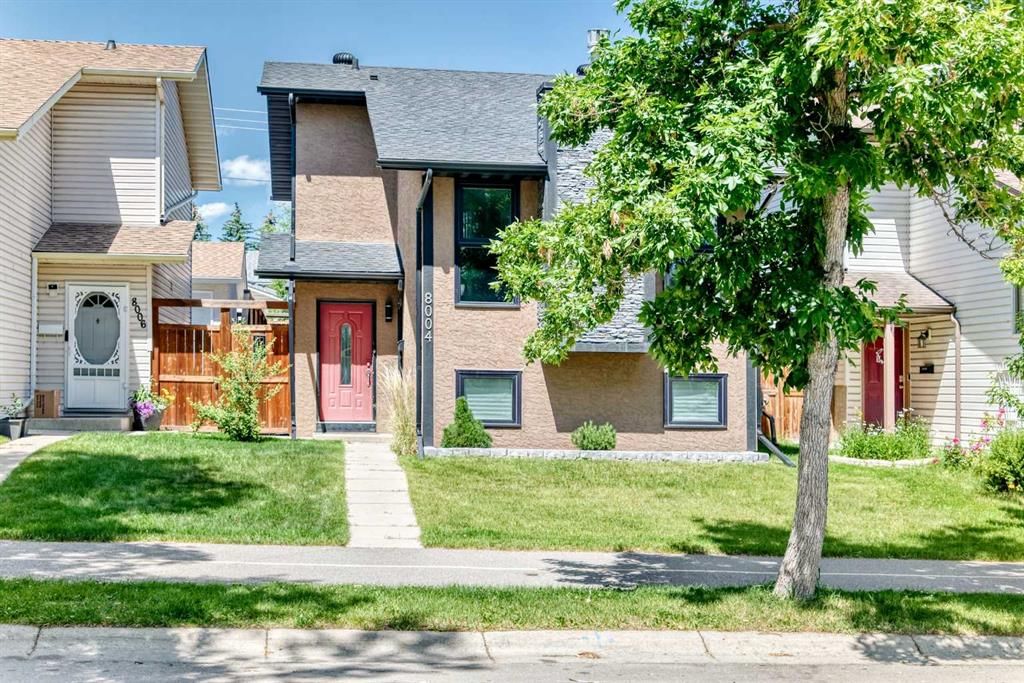 8004 Ranchview Drive NW, Calgary — main listing photo