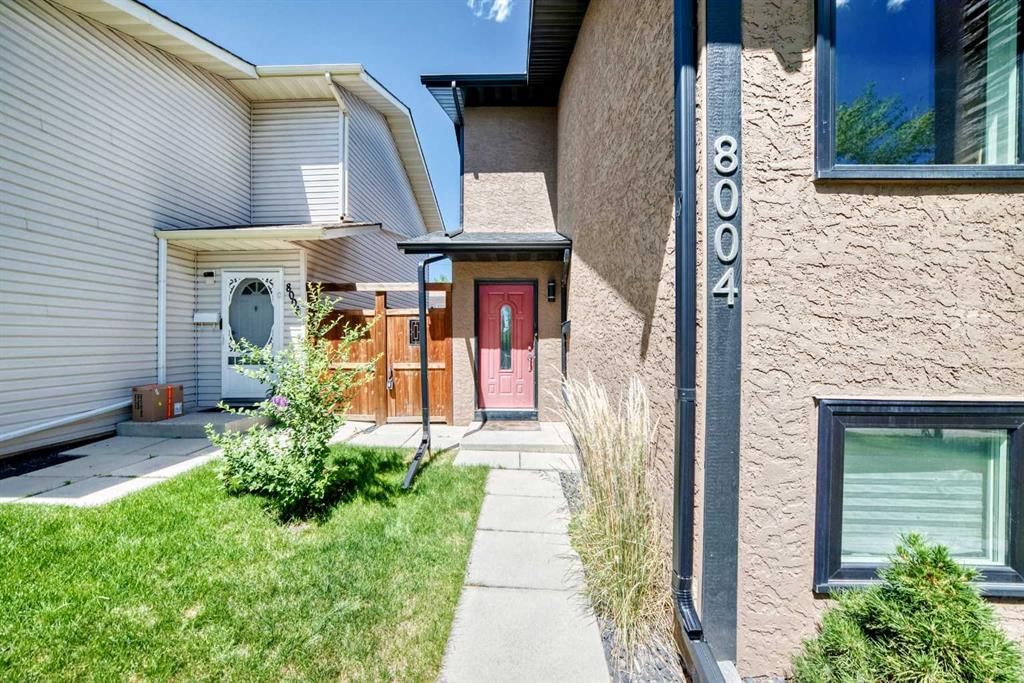 8004 Ranchview Drive NW, Calgary — photo 2 of 42
