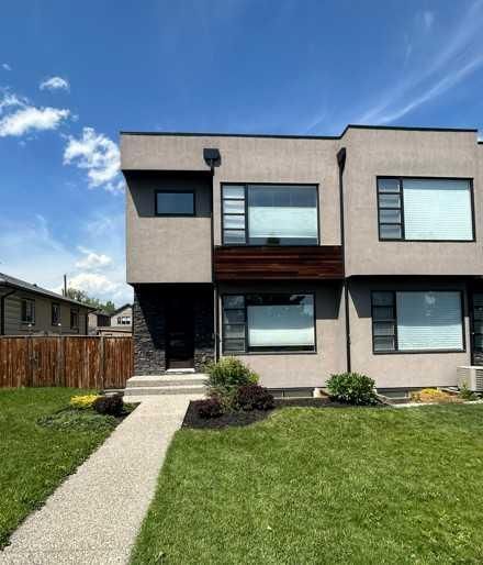 532 22 Avenue NE, Calgary — recently sold semi-detached home