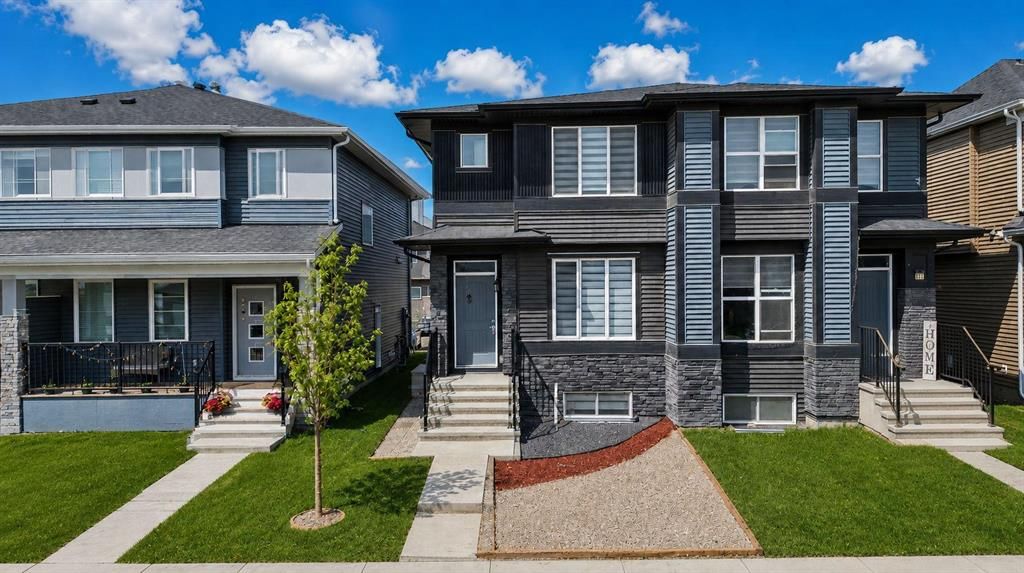 21 Corner Glen Row NE, Calgary — main listing photo