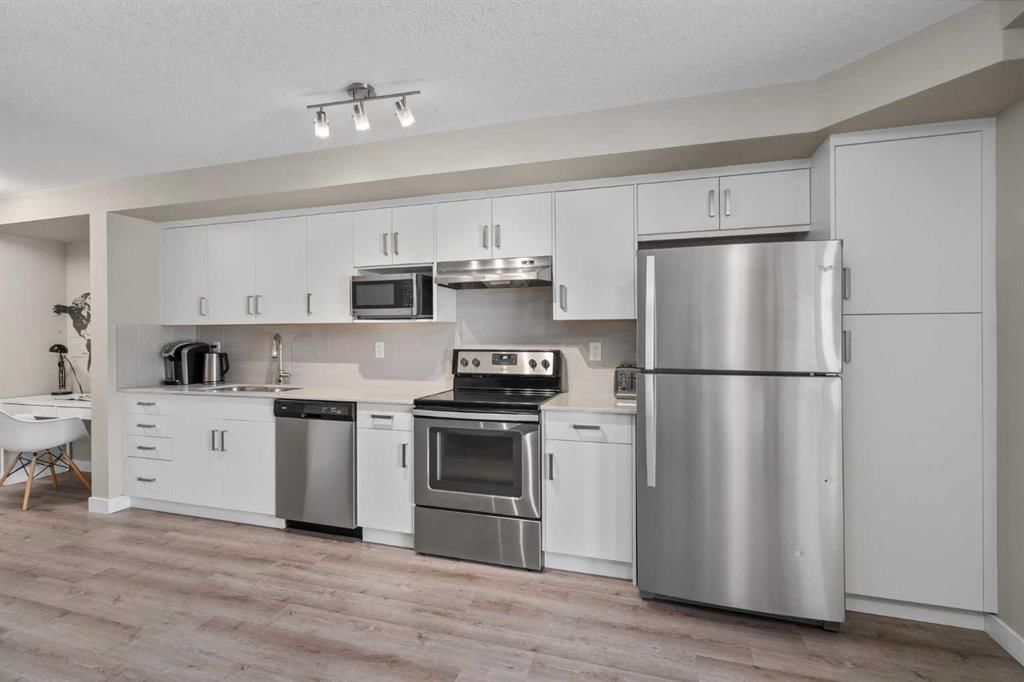 203, 110 Auburn Meadows View SE, Calgary — photo 5 of 37