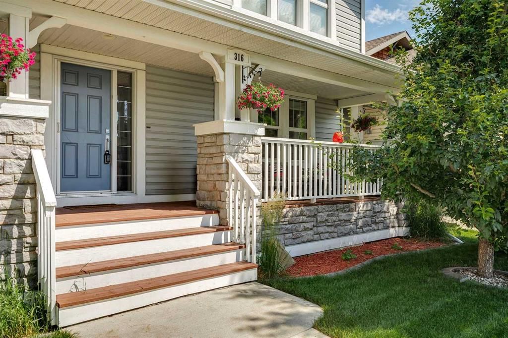 316 Prestwick Terrace SE, Calgary — photo 2 of 50