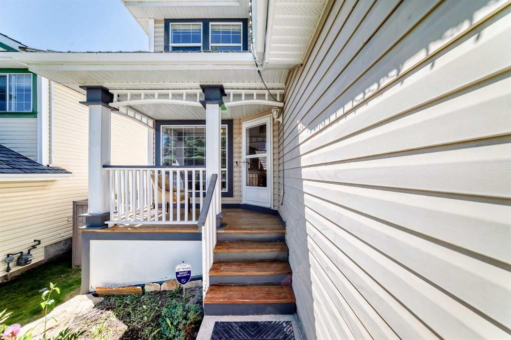3767 Springbank Drive SW, Calgary — photo 4 of 44