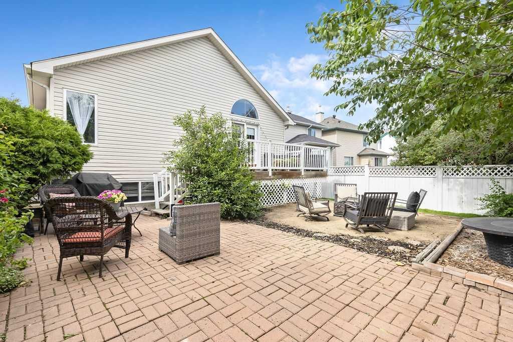 209 Coventry Circle NE, Calgary — photo 4 of 46