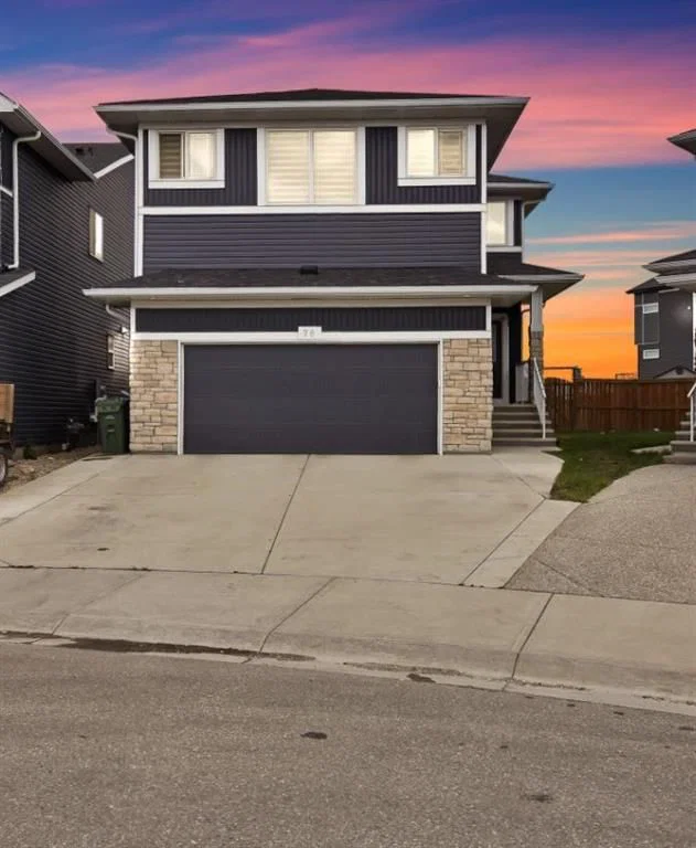 76 Red Embers Square NE, Calgary — photo 2 of 50