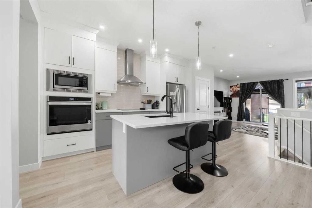 45 Herron Mews NE, Calgary — photo 5 of 31