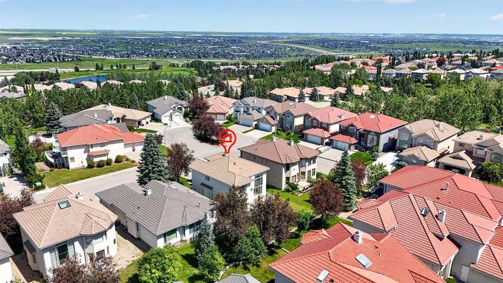 78 Hamptons Circle NW, Calgary — photo 4 of 41