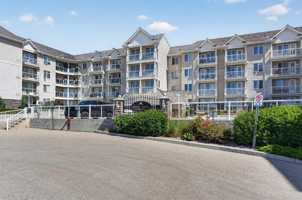 109, 500 Rocky Vista Gardens NW, Calgary — main listing photo
