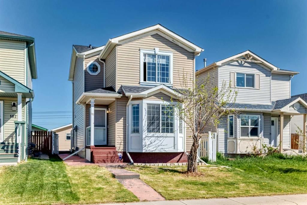 111 Martin Crossing Close NE, Calgary — main listing photo