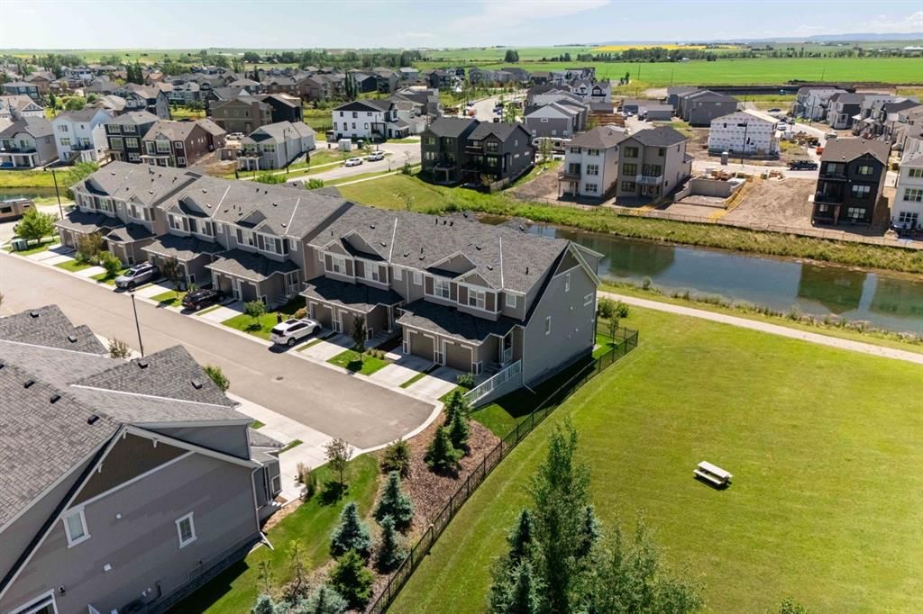 61, 1407 3 Street SE, High River — main listing photo