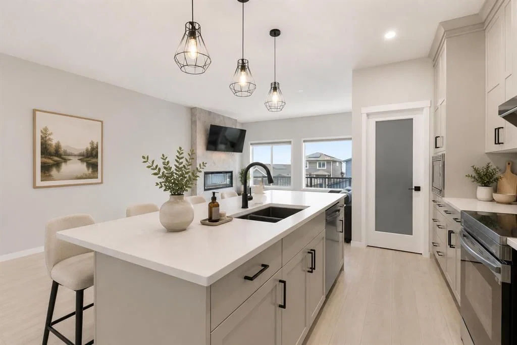 22 Edith Manor NW, Calgary — recently sold home