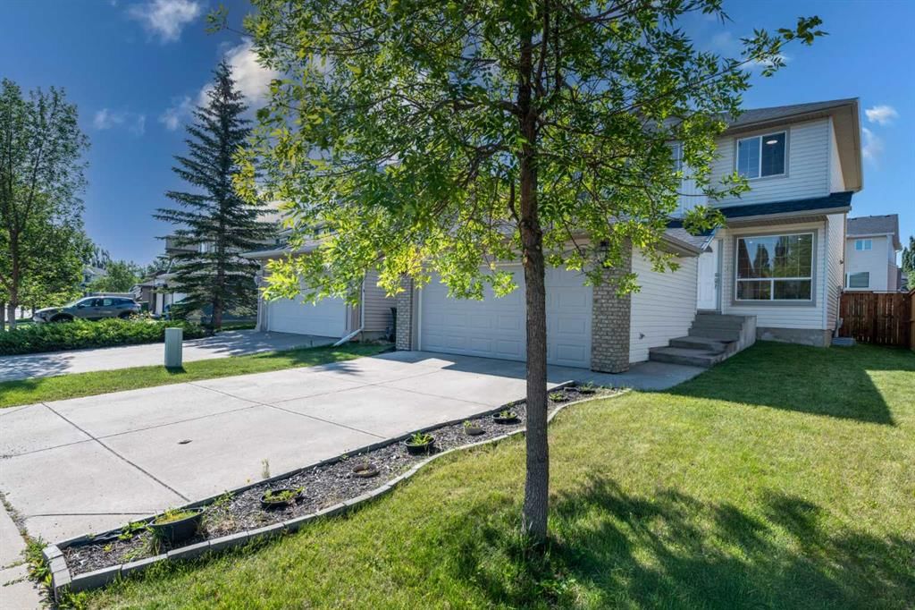 642 Citadel Drive NW, Calgary — photo 3 of 47