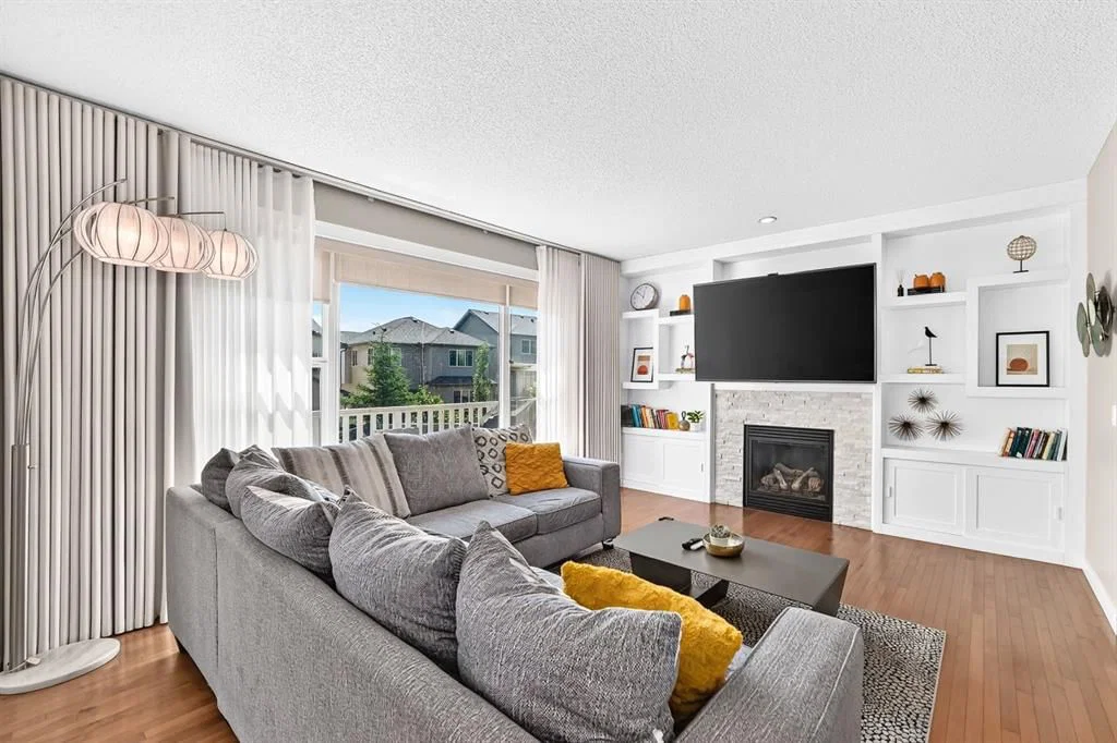 68 Sage Valley Drive NW, Calgary — photo 4 of 47