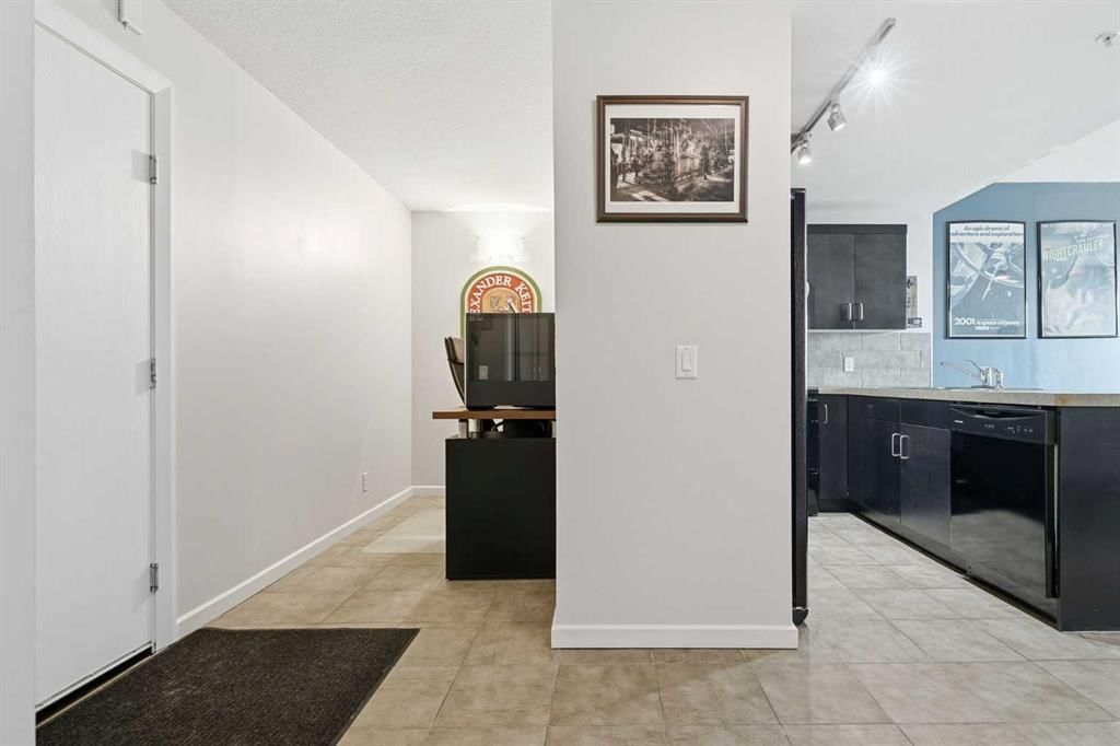 1009, 1410 1 Street SE, Calgary — photo 5 of 42