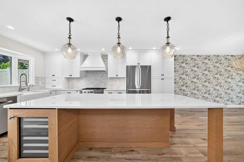 123 Wood Valley Drive SW, Calgary — photo 3 of 41