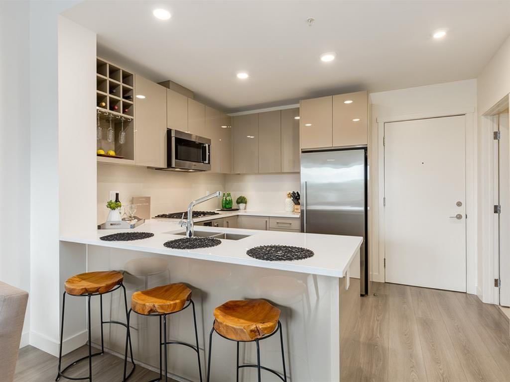 507, 301 10 Street NW, Calgary — photo 3 of 22