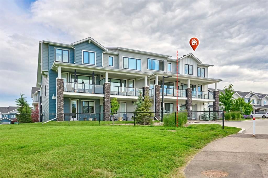 102 Crestridge Common SW, Calgary — photo 4 of 50