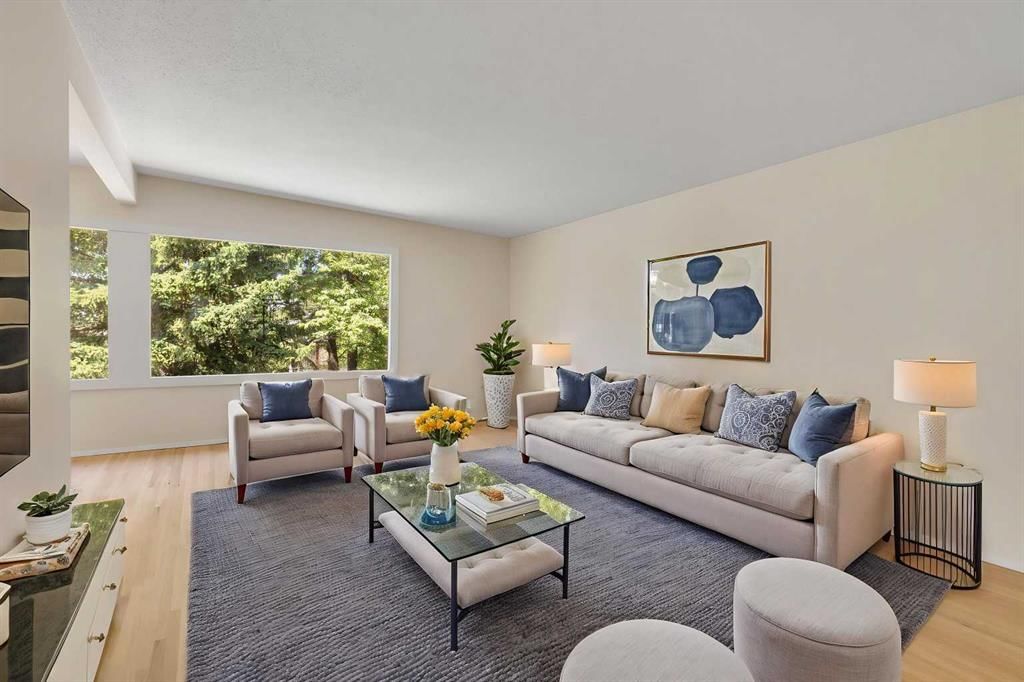 3415 Benton Drive NW, Calgary — photo 4 of 32