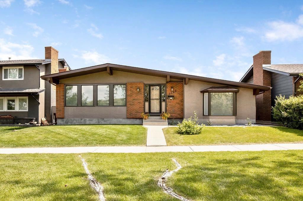 1348 Norfolk Drive NW, Calgary — main listing photo
