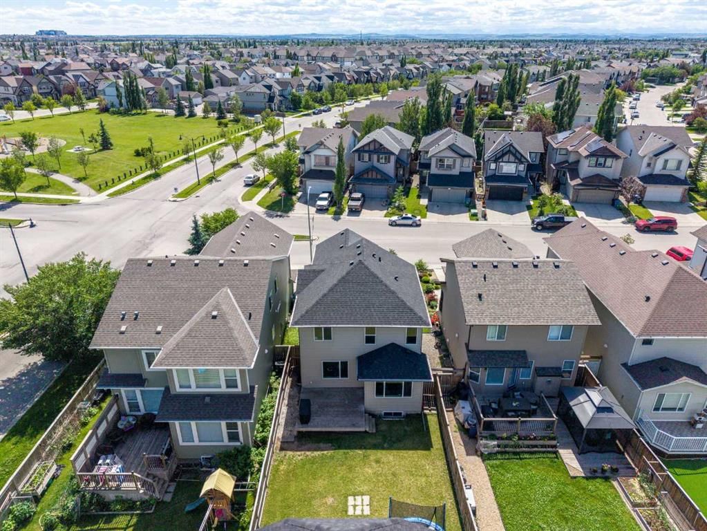 277 Brightonwoods Gardens SE, Calgary — photo 2 of 27