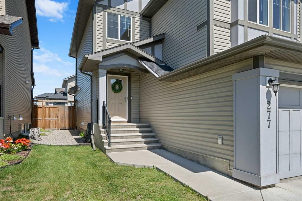277 Brightonwoods Gardens SE, Calgary — photo 3 of 27