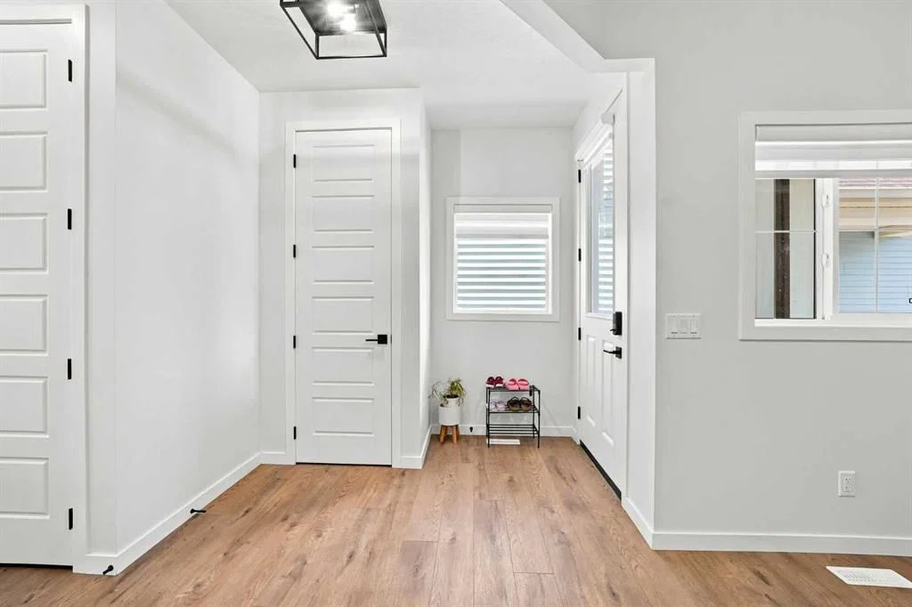 26 Homestead Circle NE, Calgary — photo 3 of 48