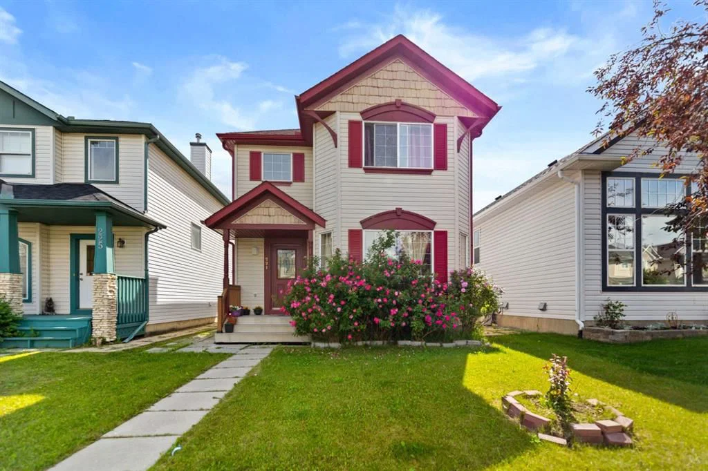 221 Tarington Close NE, Calgary — main listing photo