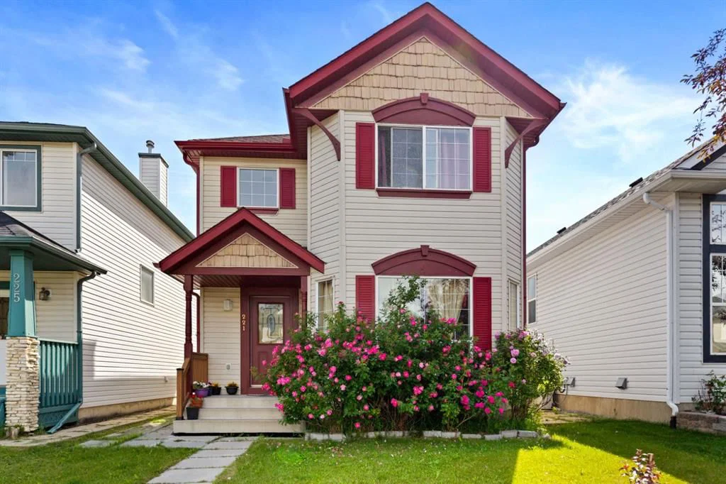 221 Tarington Close NE, Calgary — photo 2 of 33