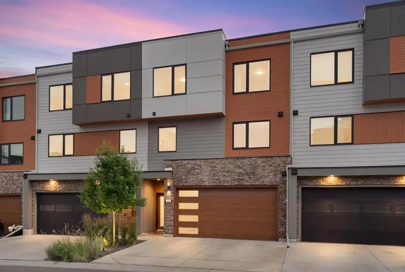 52 Na'a Heights SW, Calgary — main listing photo