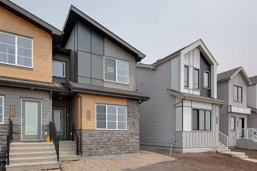 222 Heartwood Parade SE, Calgary — photo 3 of 33