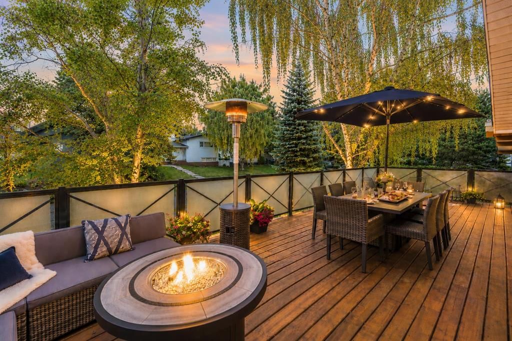 76 Chinook Drive SW, Calgary — main listing photo