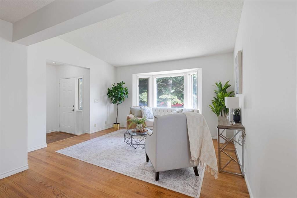 1132 Millcrest Rise SW, Calgary — photo 3 of 42