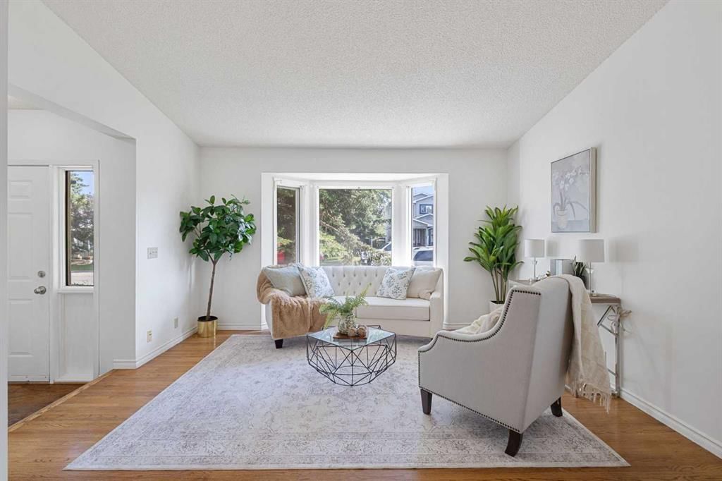 1132 Millcrest Rise SW, Calgary — photo 4 of 42