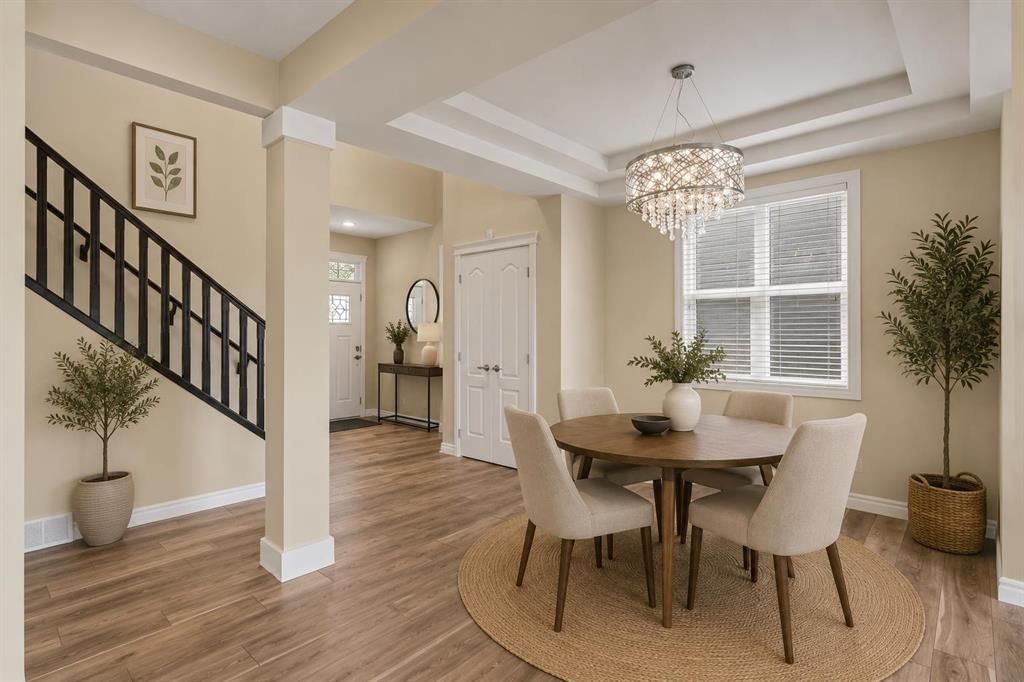 284 Nolancrest Heights NW, Calgary — photo 5 of 50
