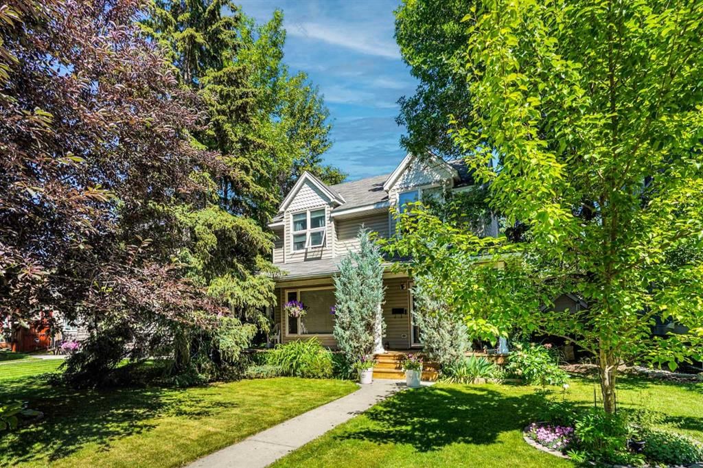 1141 Regent Crescent NE, Calgary — photo 3 of 45