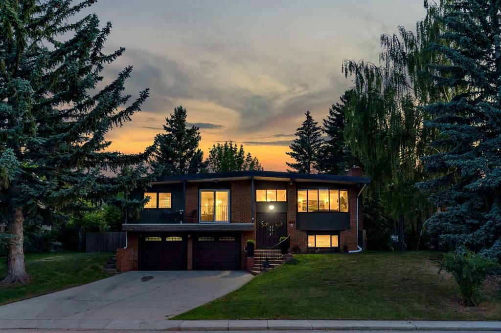 4143 Varsity Road NW, Calgary — photo 2 of 49