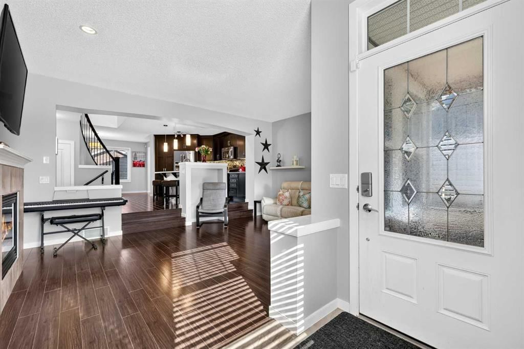 213 Auburn Meadows Way SE, Calgary — photo 5 of 41
