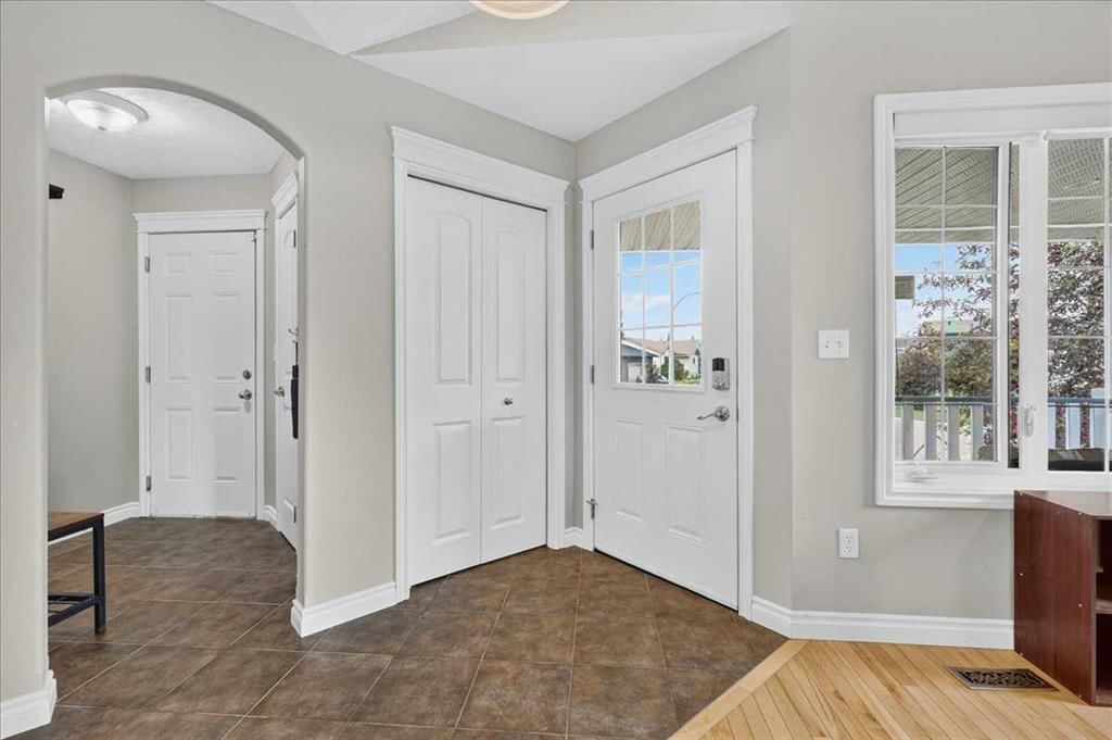 772 Carriage Lane Drive, Carstairs — photo 2 of 47
