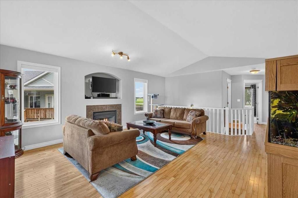 772 Carriage Lane Drive, Carstairs — photo 4 of 47